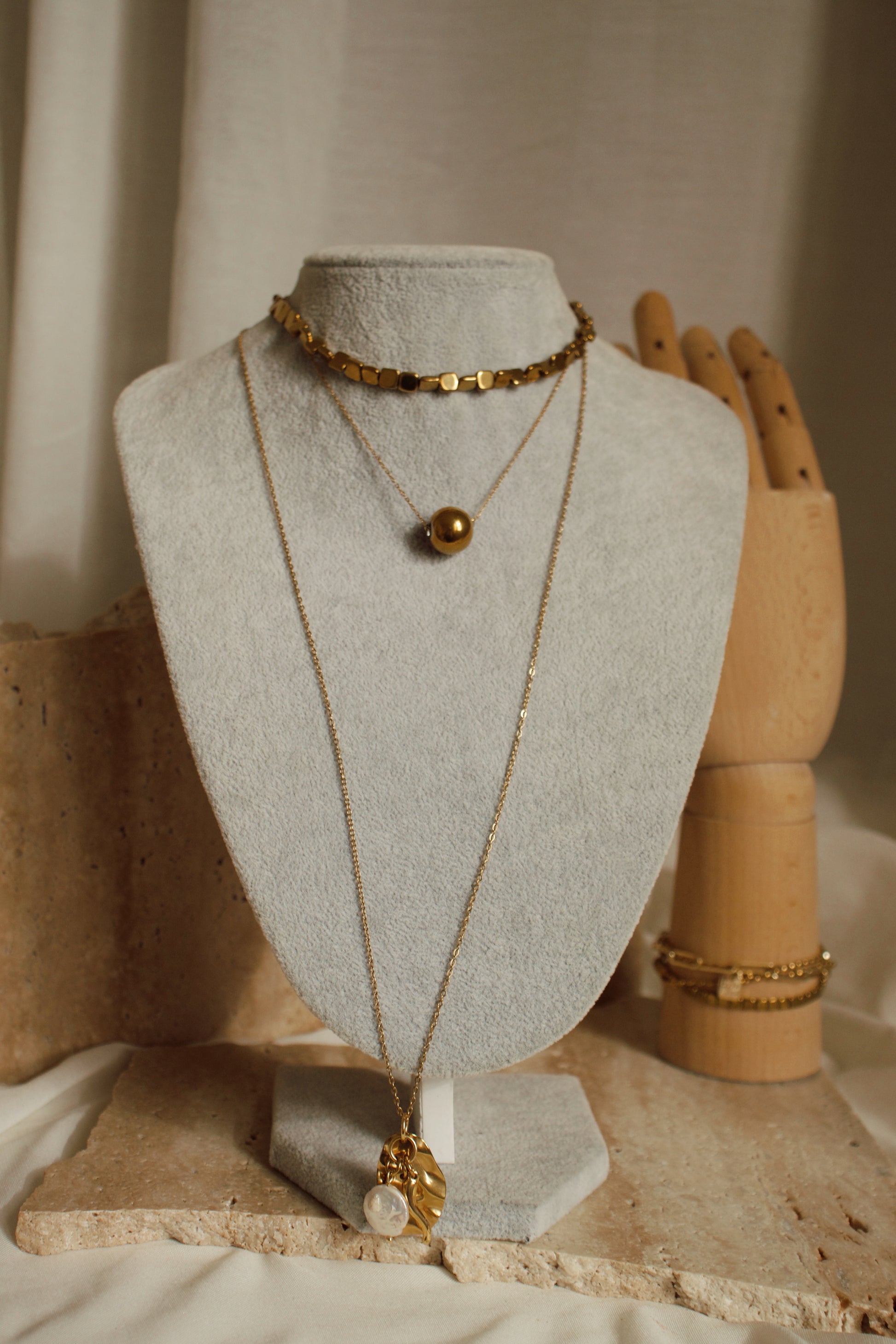 Solei Fierce / necklace set + bracelet