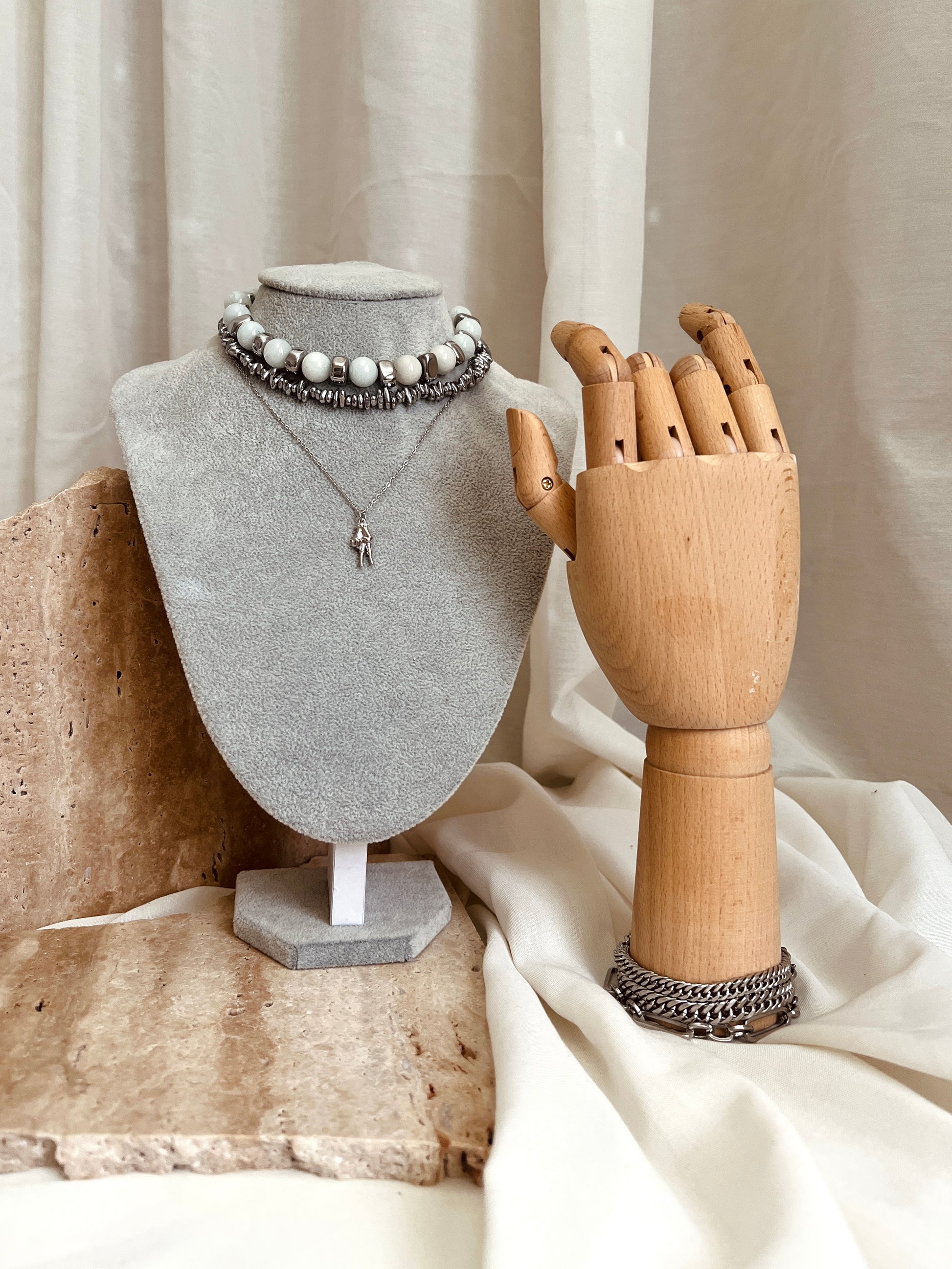 Selene necklaces & bracelets
