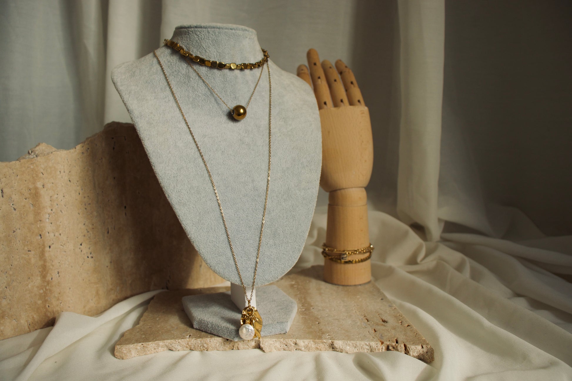 Solei Fierce / necklace set + bracelet