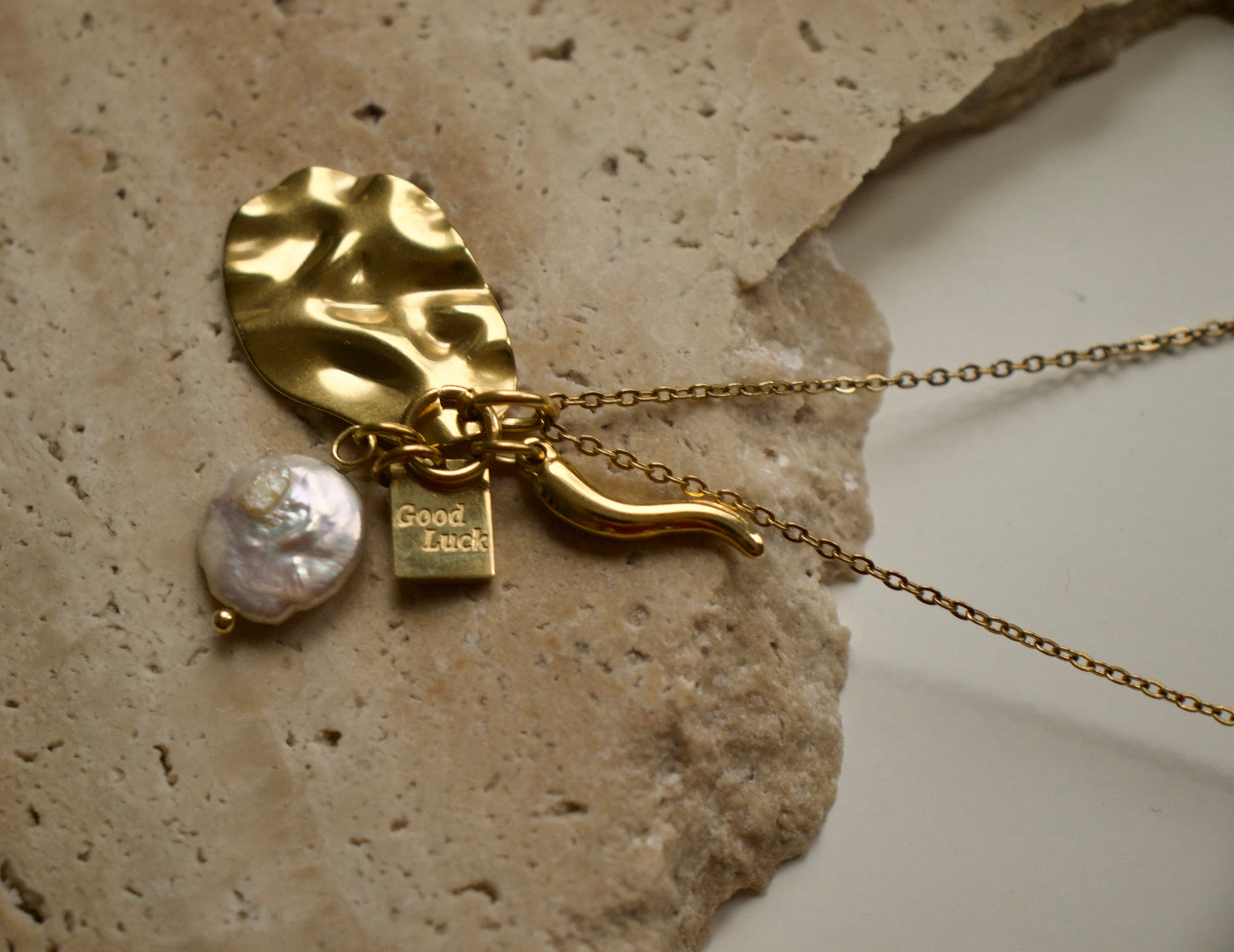 Solei Fierce / necklace set + bracelet